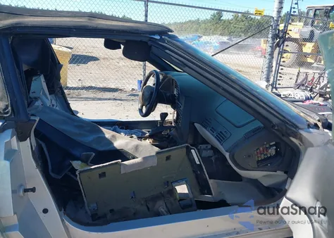 1996 Chevrolet Corvette z USA, uszkodzony, nr VIN 1G1YY3258T5114303